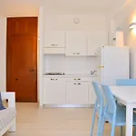 Bright Flat Overlooking The Sea-beahost Apartment