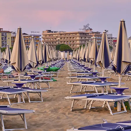 Bright Flat Overlooking The Sea-beahost Bibione