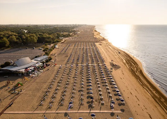 Bright Flat Overlooking The Sea-beahost Apartment