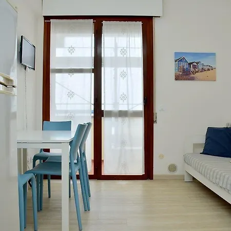 Bright Flat Overlooking The Sea-beahost Appartement