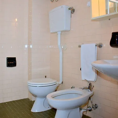 Apartment Bright Flat Overlooking The Sea With Side Sea View *